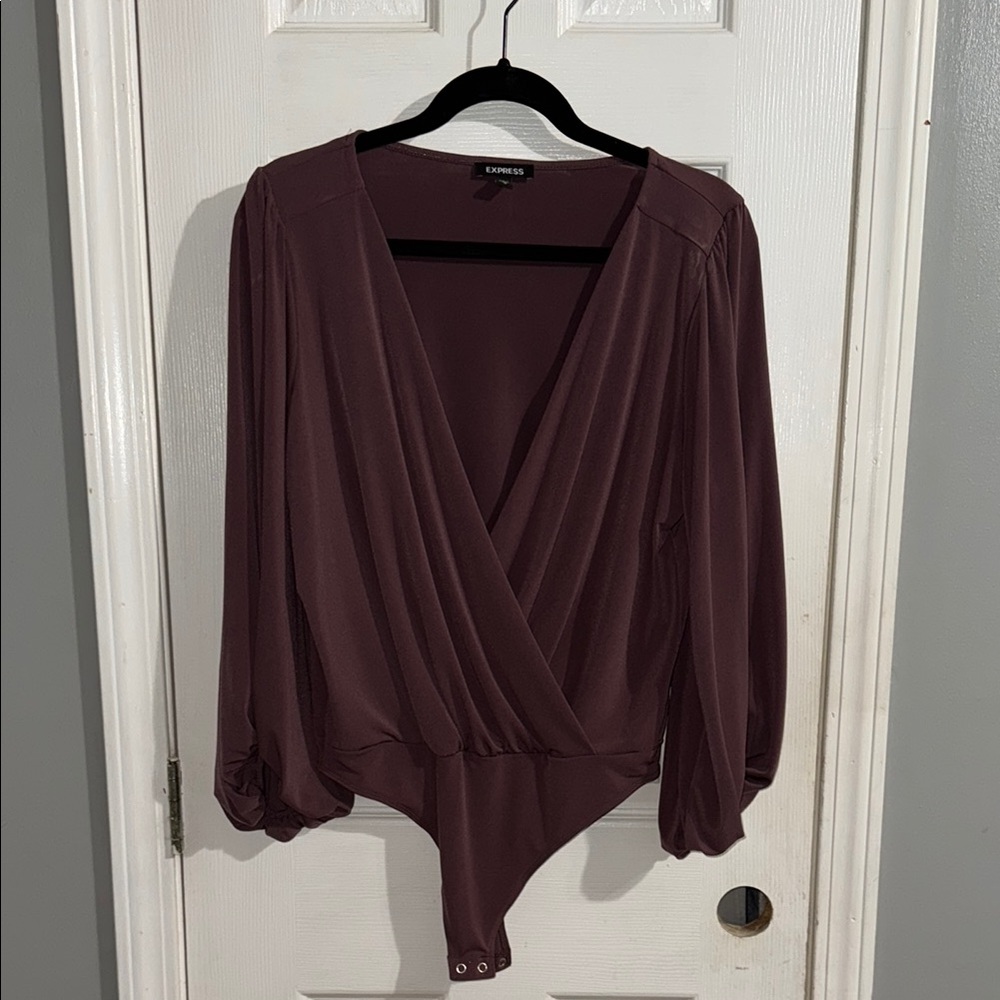 Express mauve 3/4 Puff Sleeve Wrap Bodysuit